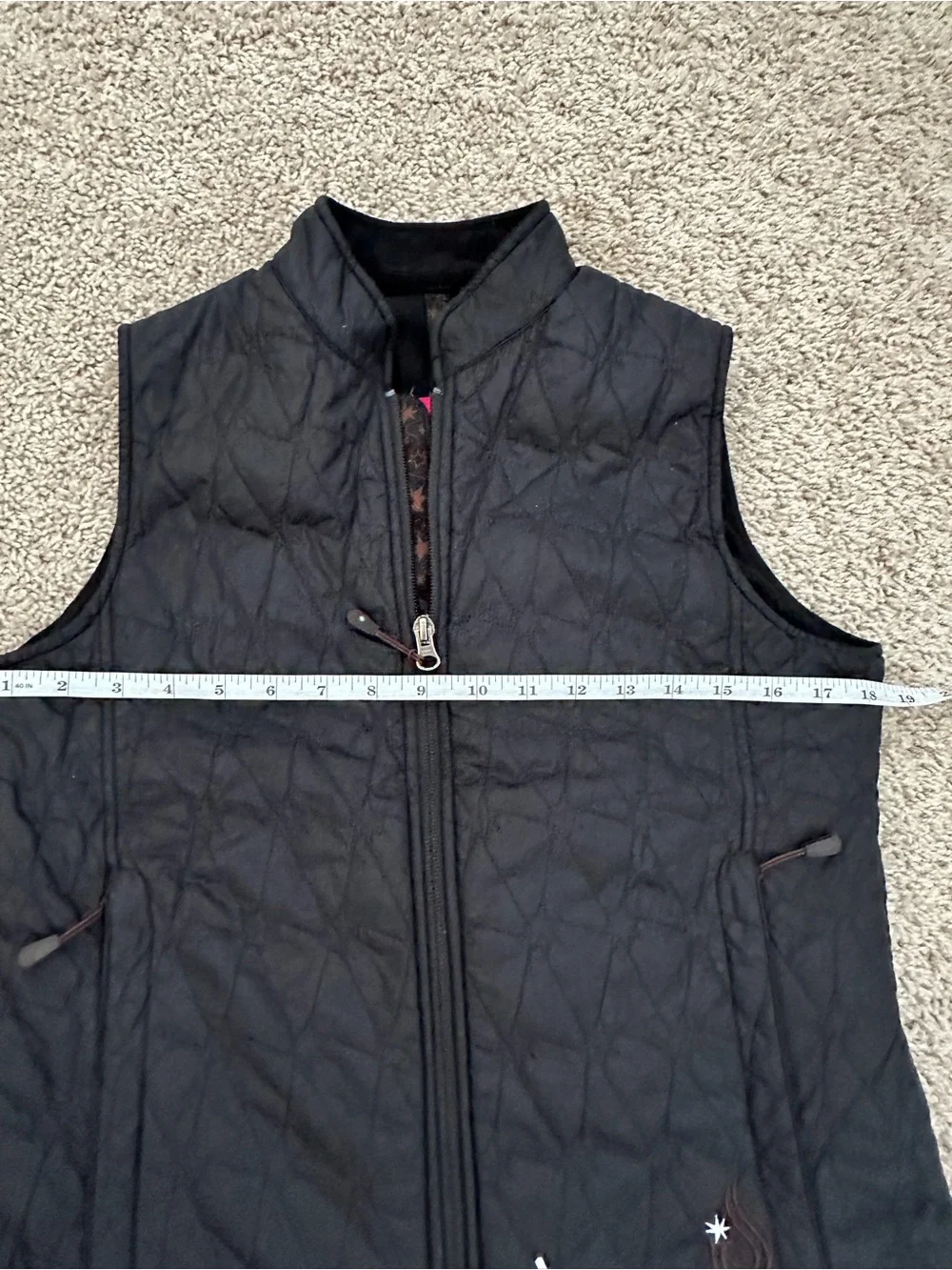 ISIS Black Quilted Insulated Vest Womens Size 6 Thermolite Full Zip Puffer